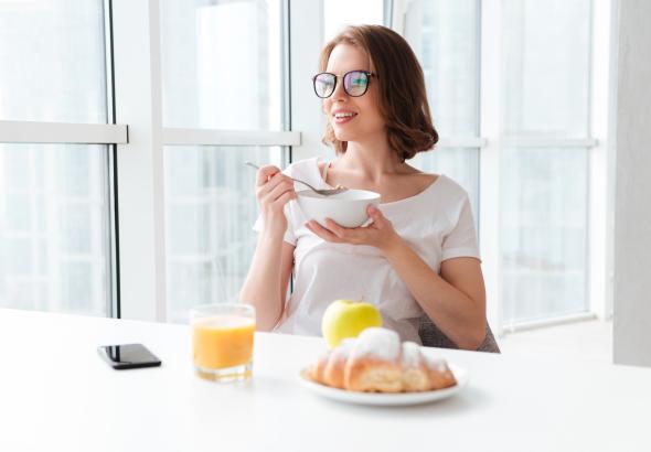 تأثیر غذا خوردن قبل از تمرین بر سوزاندن کربوهیدرات‌ها